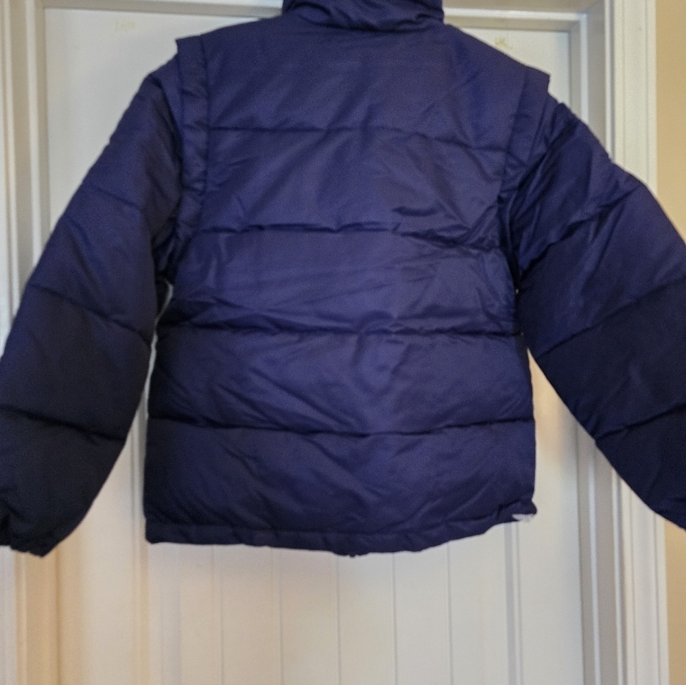 WeWoreWhat Navy Puffer Jacket/Vest - Picture 4 of 7